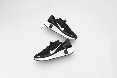 Nike Reposto Black/White-Smoke Grey