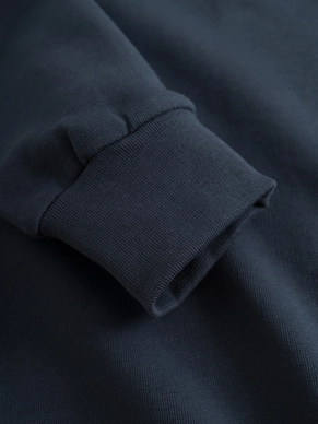9---Basic_badge_sweat-Sweats-30518-1001_Total_Eclipse-8_1350x1800