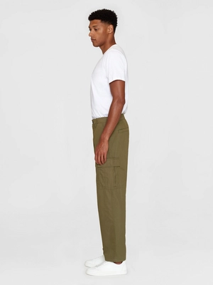4---FIG_loose_cargo_poplin_pants_-_GOTS_Vegan-Pants-1070072-1068_Burned_Olive-3_1350x1800