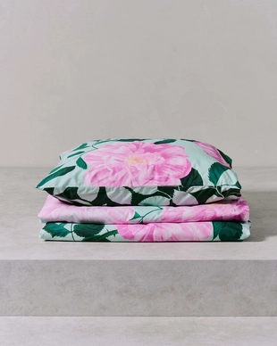 5---Bloom_with_a_view_Duvet_cover_Misty_green_101619_648_LR_S2_P