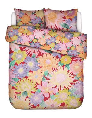 2---Flower_fling_Duvet_cover_Happy_red_101617_647_LR_P21_P