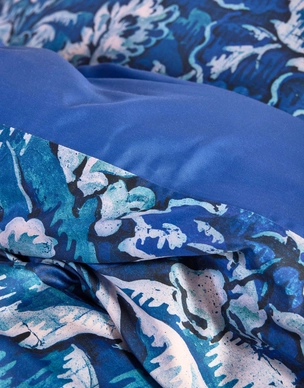 4---Yfke_Duvet_cover_cobalt_blue_101581_604_LR_D2_P