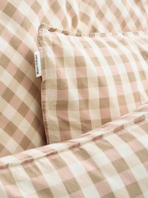 5---Gyda_Duvet_cover_Cloud_pink_101623_650_LR_D2_P