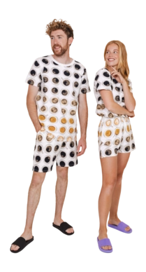 2---SS24_Coffee_addict_Unisex_t-shirt_Short_1-_no-bg