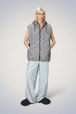 6---Lohja_Vest-Vests-15800-38_Distressed_Grey-8