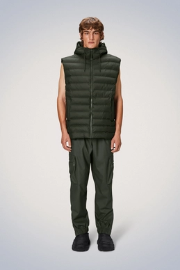 Lohja_Puffer_Vest-Vests-15840-03_Green-5