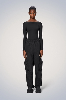 Kano_Pants_Regular-Pants-19200-01_Black-5_844d4e8d-cd48-4811-89bd-80d669d55a09