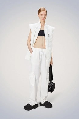 7---Tomar_Cargo_Pants-Pants-19300-30_Powder-18_bb8636c9-e928-48e9-891b-7abdec15e055