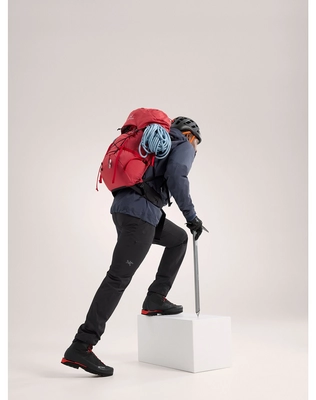S24-X000006488-Beta-AR-Jacket-Stormhood-Black-Sapphire-Full-Body