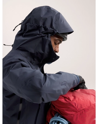 S24-X000006488-Beta-AR-Jacket-Stormhood-Black-Sapphire-Hood