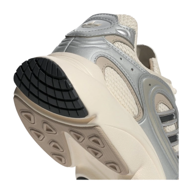 Ozmillen_Schoenen_Wit_IE5841_42_detail-_no-bg