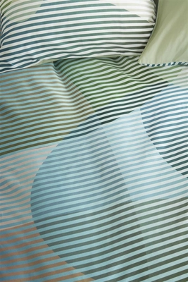 3---CONIMG_Prismatic_Blue_Green-40_Detail_Large.jpg_20231030120529