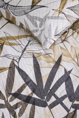 4---Mya_Brown-40_Detail