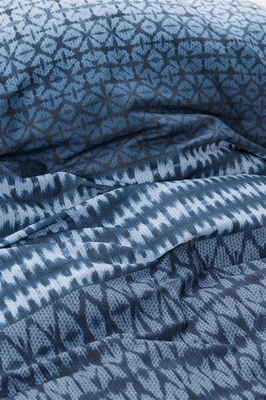 6---Yori_Blue-40_Detail