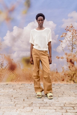 10.muse-shortsleeve-offwhite_1800x1800