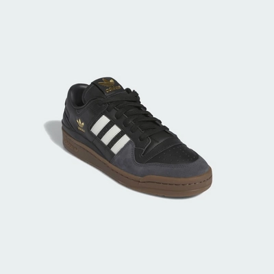Forum_84_Low_CL_Schoenen_Zwart_IG3770_04_standard