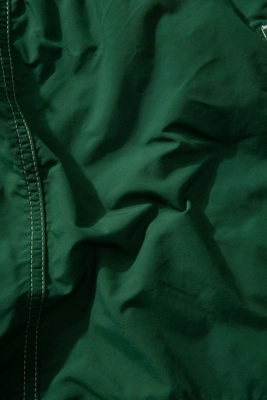 124-70-01690_MINILOGO_DKGREEN_C_700x