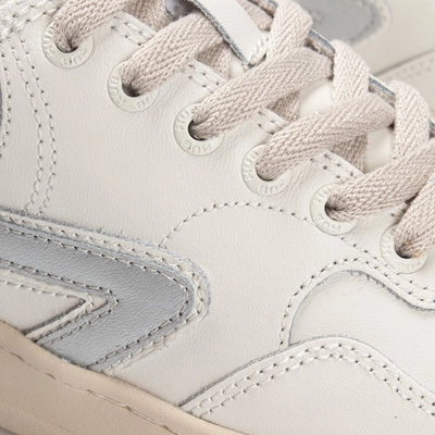 court-offwhite-dullsilver-lightbeige-5