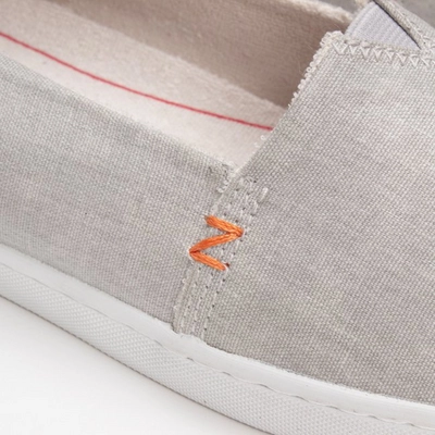 fuji-neutral-grey-white-6