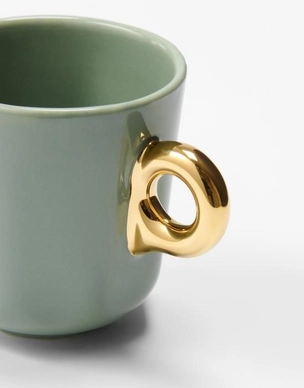 4---sculpture_espresso_cup___saucer_stone_green_401630_725_462_lr_d1_p