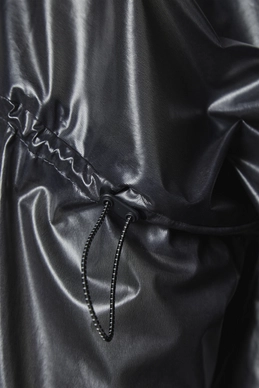 18770_black_3