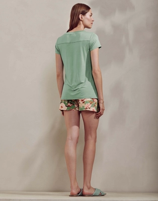 4---Nori_Noleste_Shorts_Greenish_101551_632_LR_S2_P