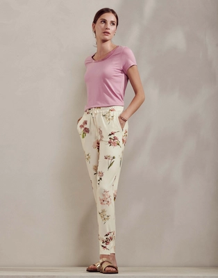3---Jules_Annebella_Trousers_Long_Vanilla_101560_292_LR_S1_P