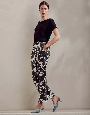 3---Mare_Imara_Trousers_Long_Anthracite_101565_100_LR_S1_P
