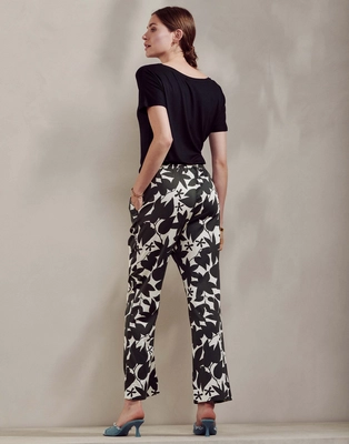 5---Mare_Imara_Trousers_Long_Anthracite_101565_100_LR_S3_P
