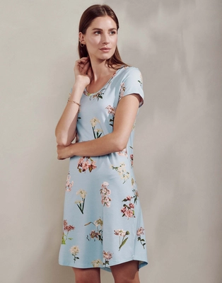 3---Isa_Annebella_Nightdress_short_sleeve_Zen_blue_101539_636_LR_S1_P
