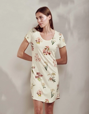3---Isa_Annebella_Nightdress_short_sleeve_Vanilla_101539_292_LR_S1_P