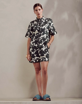 3---Poppy_Imara_Top_Short_Sleeve_Anthracite_101556_100_LR_S1_P