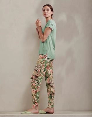 4---luyza_uni_top_short_sleeve_easy_green_101526_640_lr_s2_p