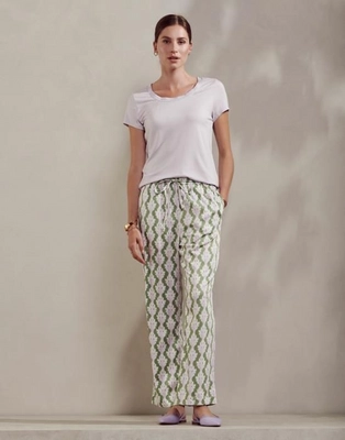 3---luyza_uni_top_short_sleeve_dreamy_lilac_101526_639_lr_s1_p
