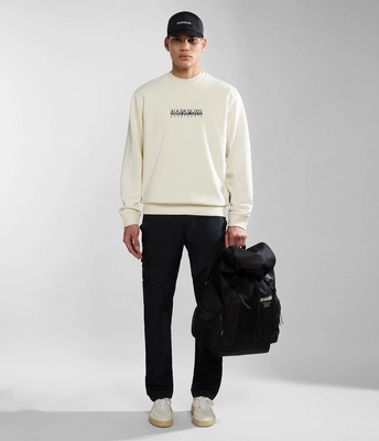 3---SS24_MAIN_MODEL_NA4GBFN1A-ALT1