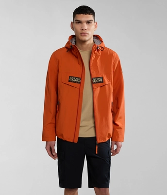 7---SS24_MAIN_MODEL_NA4H2OA62-HERO