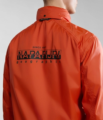 7---SS24_MAIN_MODEL_NA4HPPA62-ALT4