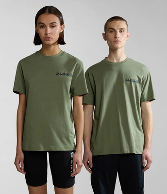 5---SS24_MAIN_MODEL_NA4HQAGAE-ALT3