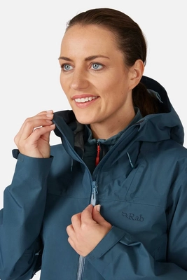 womens_namche_gtx_jacket_orionblue_qwh_78_orb_model_detail_02