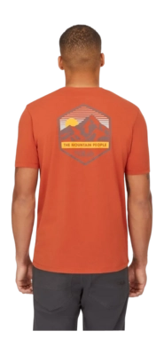 2---stance_mountain_peak_tee_redclay_qcb_66_rcy_model_back-_no-bg