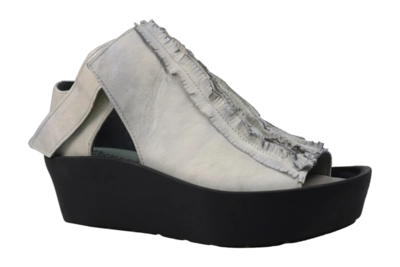 Papucei Pippin White 24