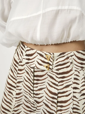 3---D6Syla_printed_short_11