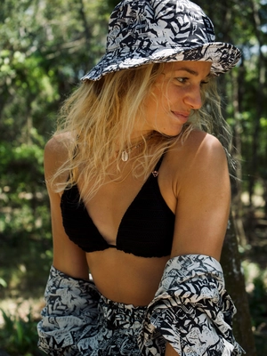 buckey-mahlia-mesh