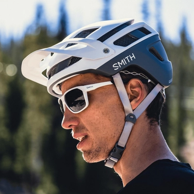 forefront2-helmet_matteWhite-Cement_ls01