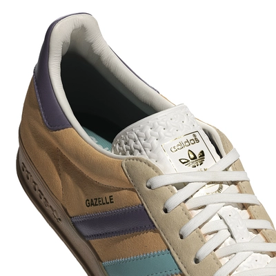 IG1636_8_FOOTWEAR_Photography_Detail View 1_white