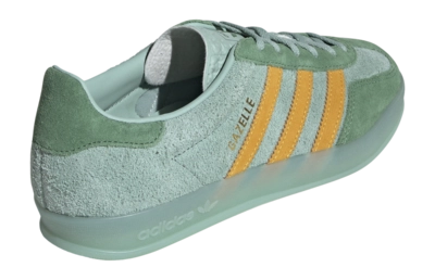 IG6783_7_FOOTWEAR_Photography_Back Lateral Top View_white-_no-bg