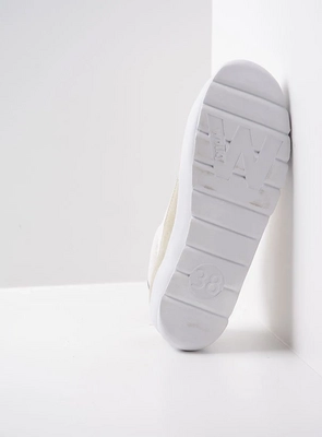 wolky-lage-veterschoenen-01425-babati-94116-ijswit-canvas-suede-sole-1