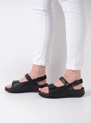 wolky-sandalen-03350-adura-20000-zwart-leer-detail