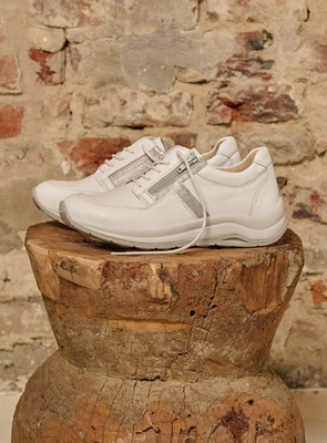 4---wolky-lage-veterschoenen-00979-comrie-92103-wit-zilver-combi-leer-sfeer
