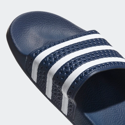 Adilette_Badslippers_Blauw_288022_42_detail